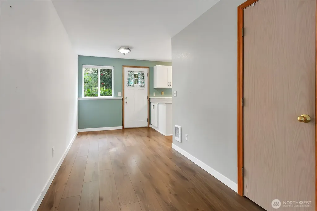 5721 99th Street Ct E Puyallup WA 98373