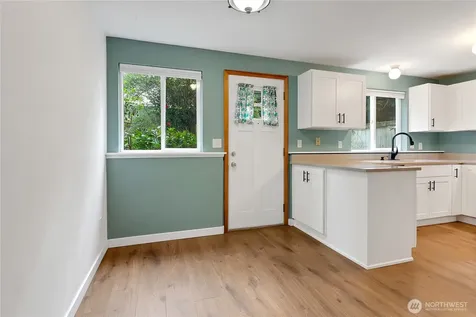 5721 99th Street Ct E Puyallup WA 98373