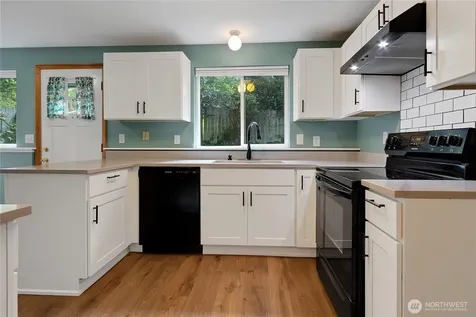 5721 99th Street Ct E Puyallup WA 98373
