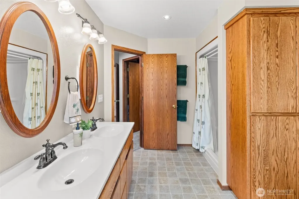 4606 Herman Road SE Olympia WA 98501