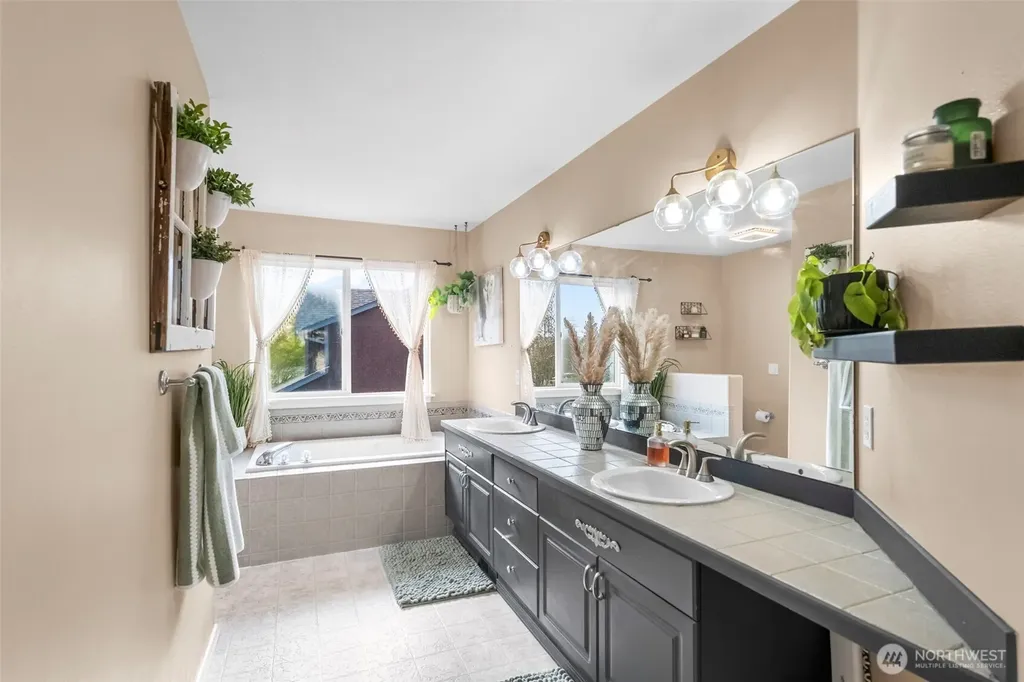 425 Sorensen Street Buckley WA 98321