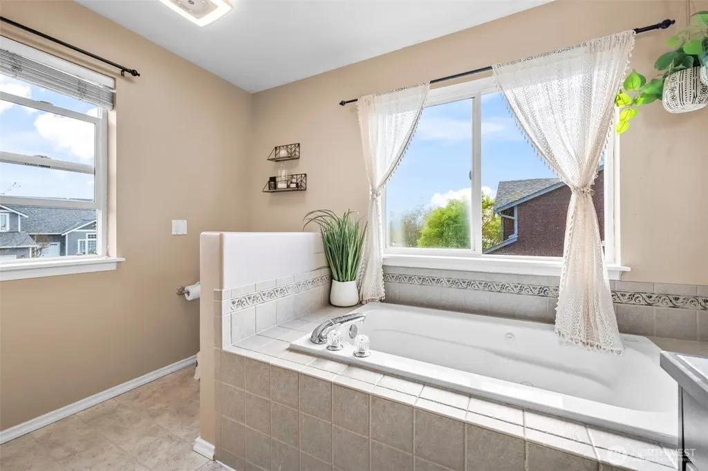 425 Sorensen Street Buckley WA 98321