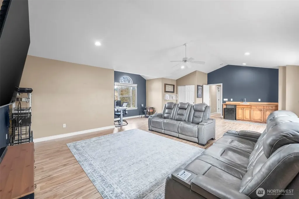 425 Sorensen Street Buckley WA 98321