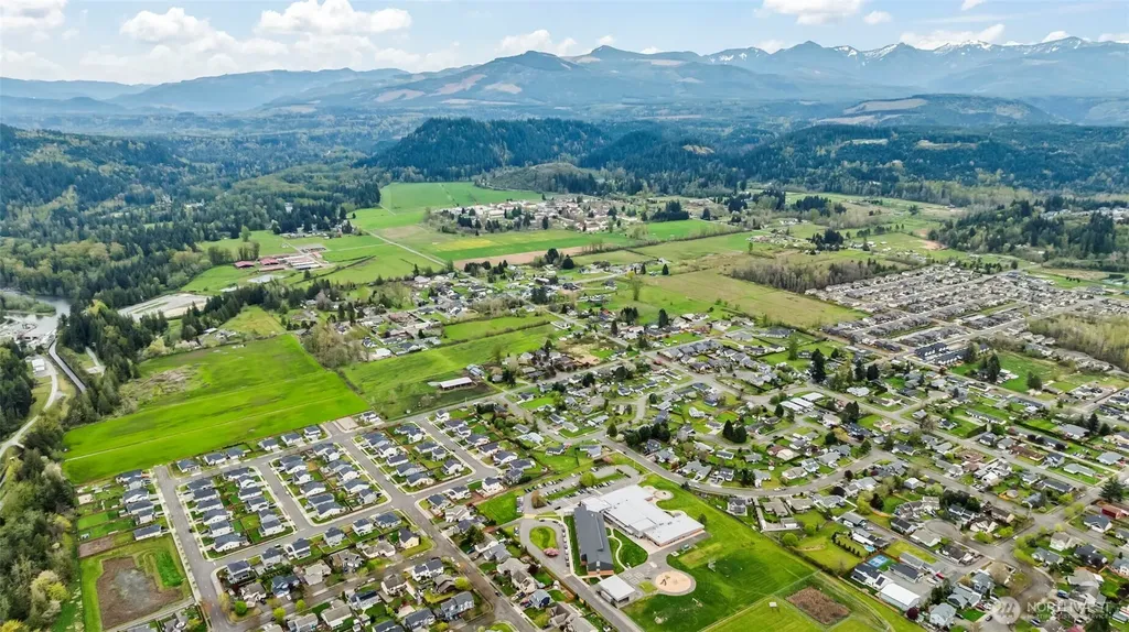 425 Sorensen Street Buckley WA 98321
