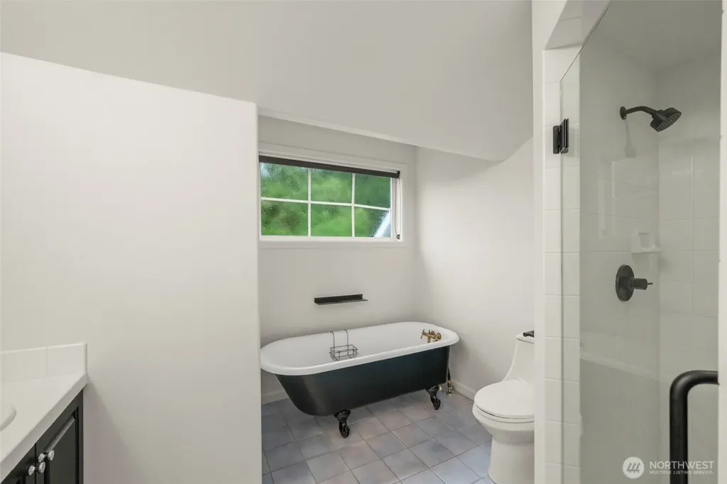 5663 S Campbell Lake Road Anacortes WA 98221