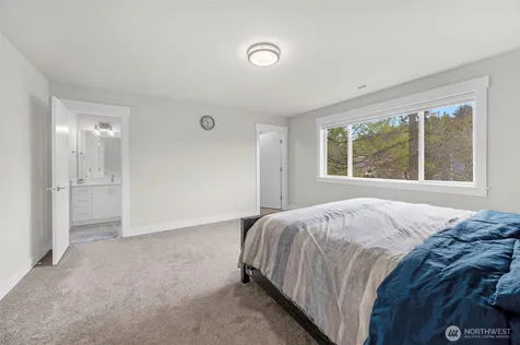 20214 104th Place SE Kent WA 98031
