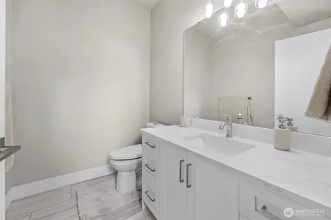 20214 104th Place SE Kent WA 98031