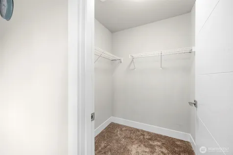 20214 104th Place SE Kent WA 98031