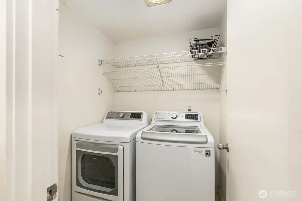 10237 SE 3rd Street Bellevue WA 98004