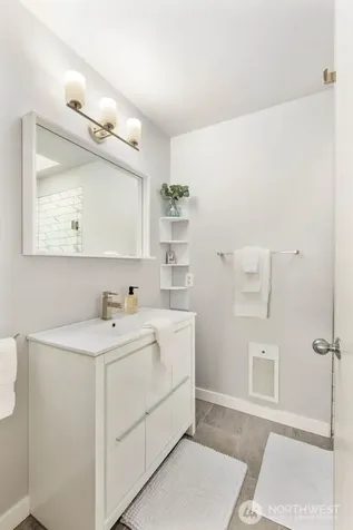 10237 SE 3rd Street Bellevue WA 98004