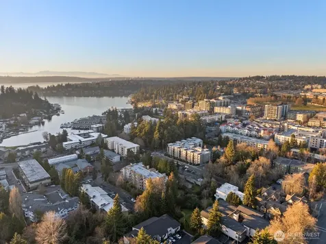 10237 SE 3rd Street Bellevue WA 98004