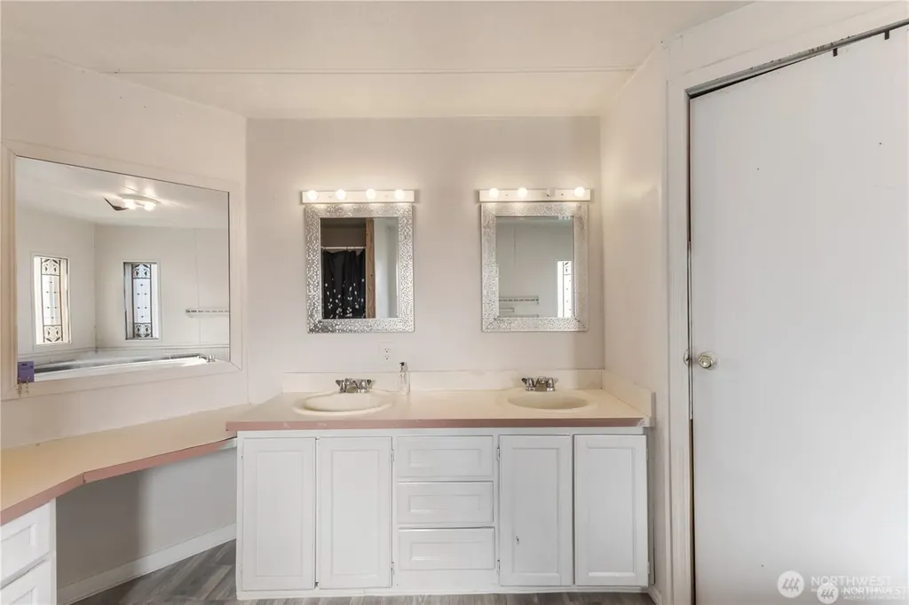 924 Lincoln Avenue E Tenino WA 98589