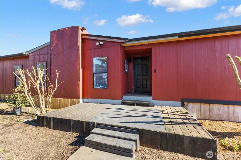 924 Lincoln Avenue E Tenino WA 98589