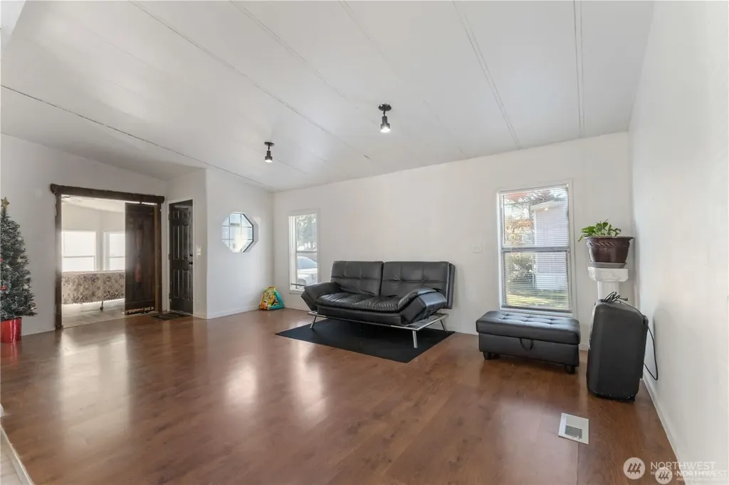 924 Lincoln Avenue E Tenino WA 98589