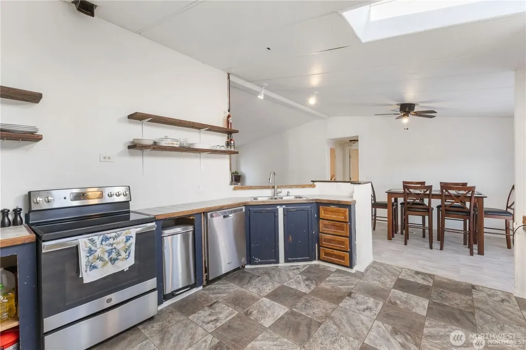 924 Lincoln Avenue E Tenino WA 98589