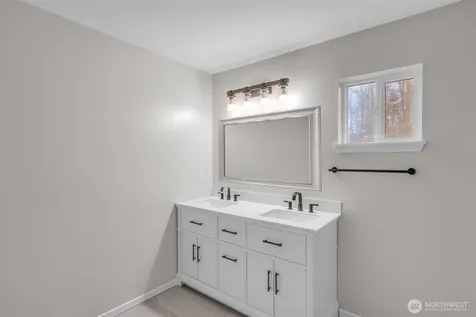 7719 86th Avenue NE Marysville WA 98270