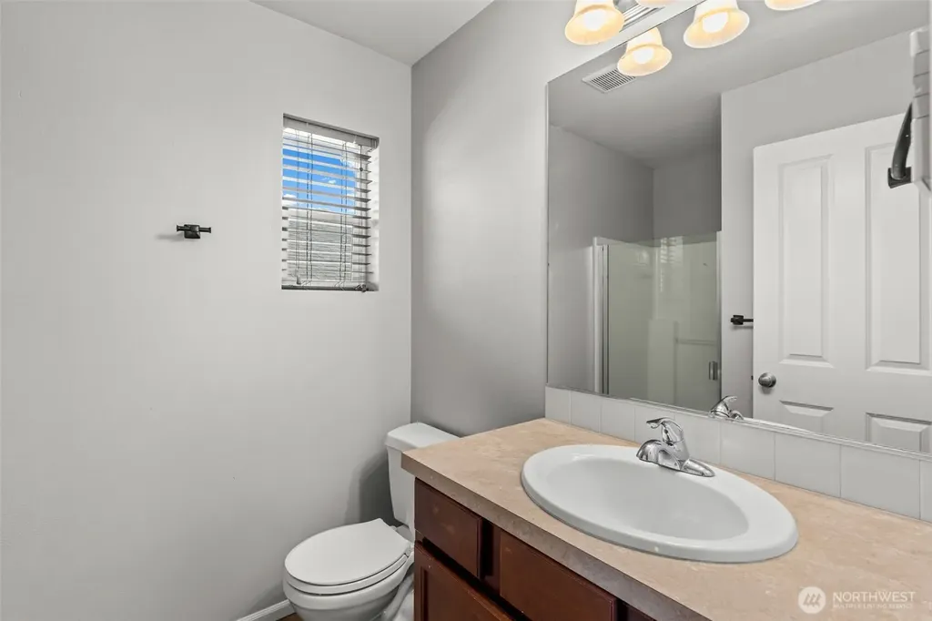 1925 199th Street E Spanaway WA 98387