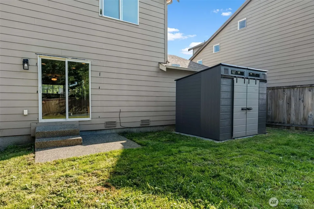 1925 199th Street E Spanaway WA 98387