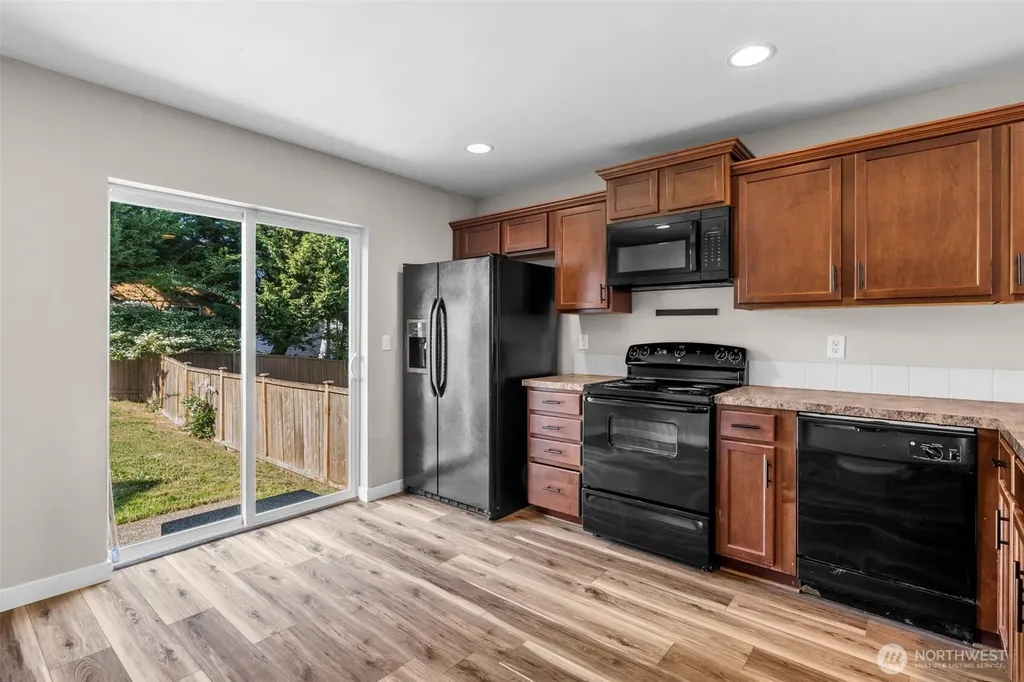 1925 199th Street E Spanaway WA 98387