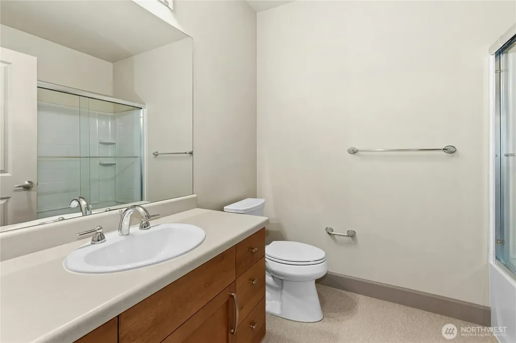 1880 25th Avenue NE Issaquah WA 98029