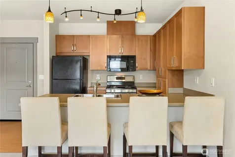 1880 25th Avenue NE Issaquah WA 98029