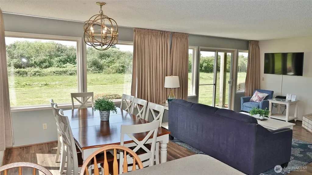 643 Ocean Shores Boulevard NW Ocean Shores WA 98569