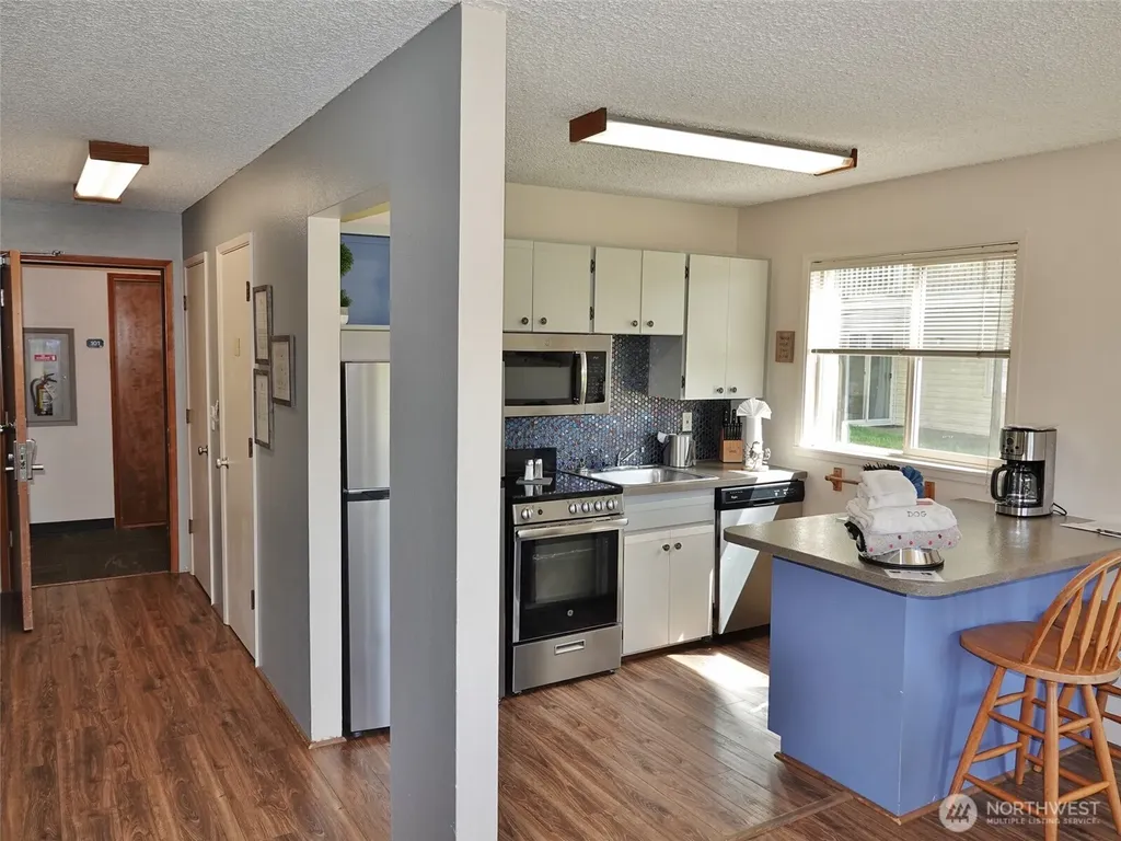 643 Ocean Shores Boulevard NW Ocean Shores WA 98569
