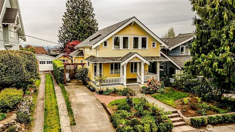 4026 Burke Avenue N Seattle WA 98103