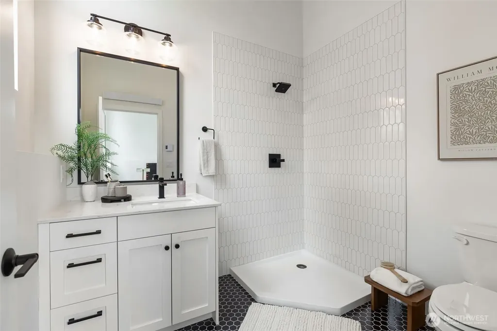 20134 23rd Avenue NW Shoreline WA 98177
