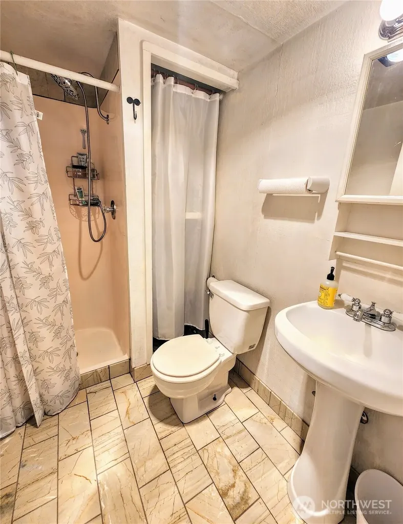 17922 Overlake Court SE Yelm WA 98597