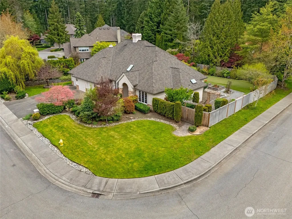 2636 259th Court SE Sammamish WA 98075
