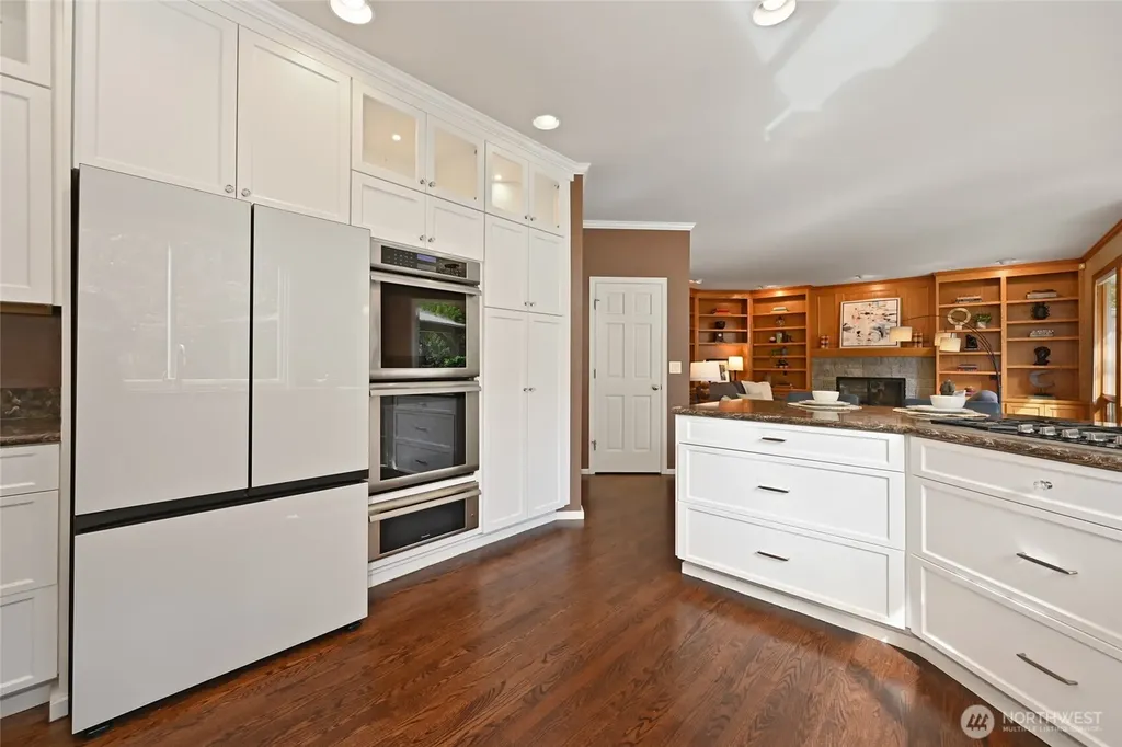 2636 259th Court SE Sammamish WA 98075