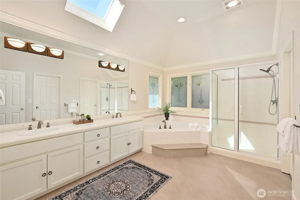 2636 259th Court SE Sammamish WA 98075