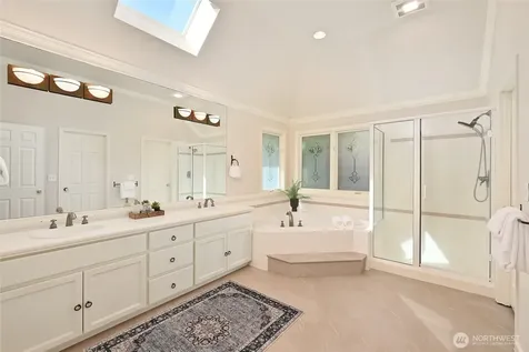 2636 259th Court SE Sammamish WA 98075