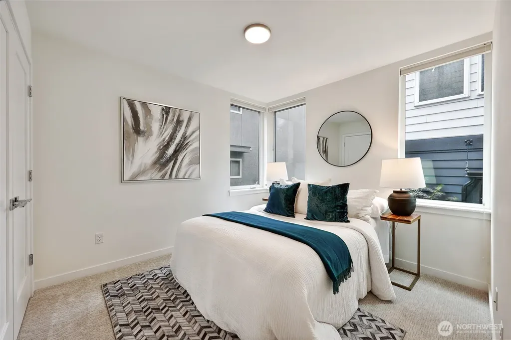 2366 Franklin Avenue E Seattle WA 98102