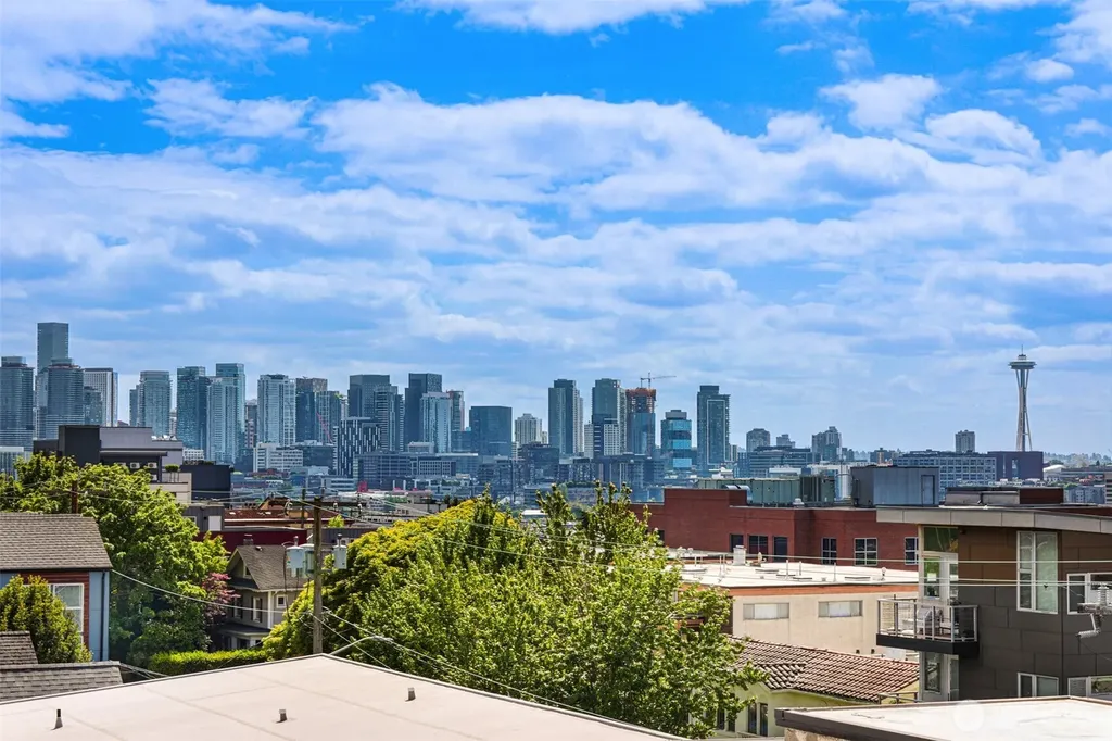 2366 Franklin Avenue E Seattle WA 98102