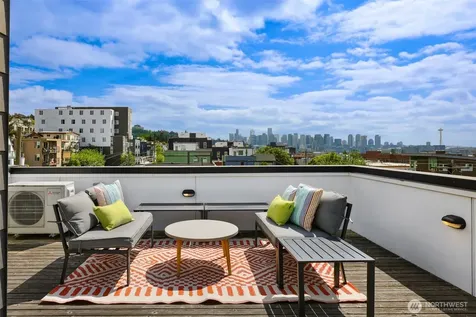 2366 Franklin Avenue E Seattle WA 98102