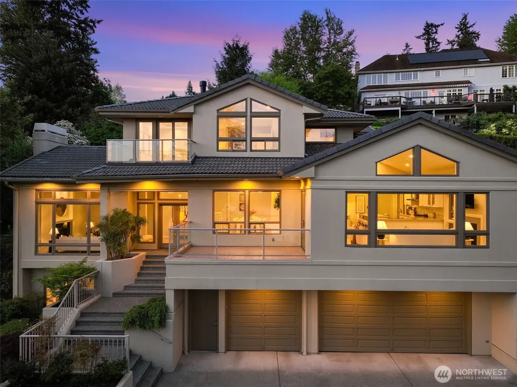 8144 W Mercer Way Mercer Island WA 98040