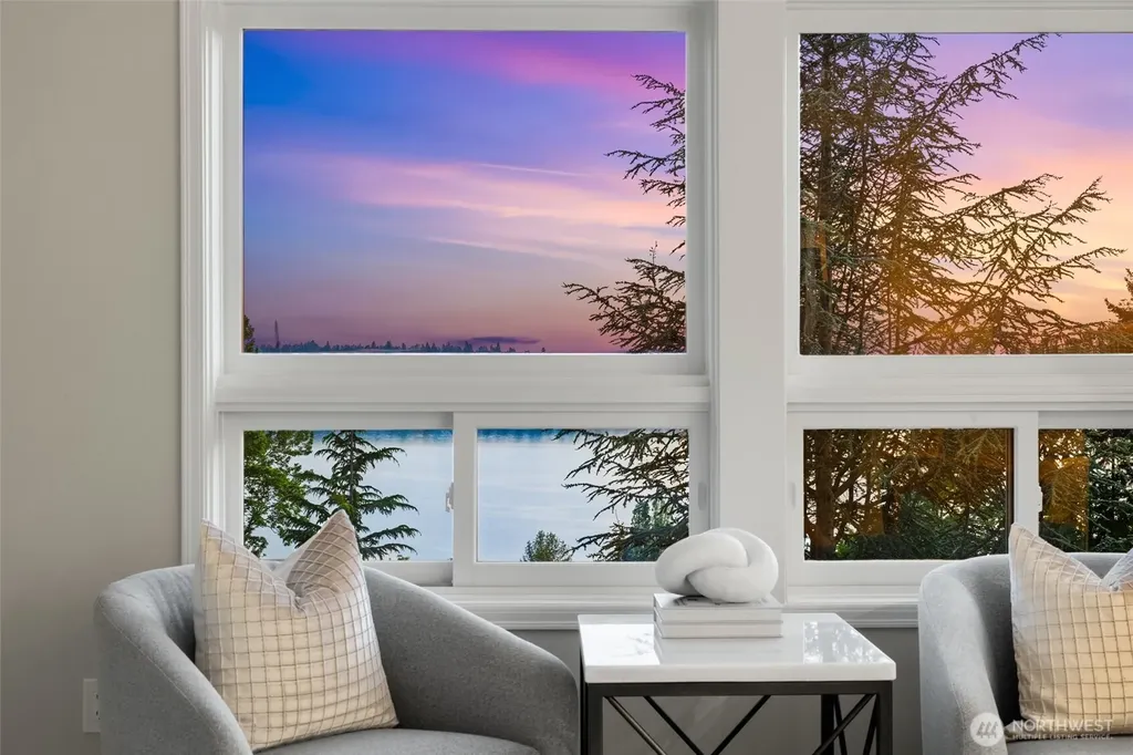 8144 W Mercer Way Mercer Island WA 98040