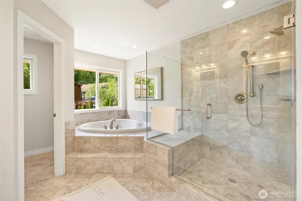 8144 W Mercer Way Mercer Island WA 98040