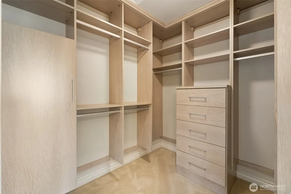 8144 W Mercer Way Mercer Island WA 98040