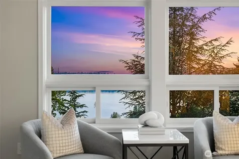 8144 W Mercer Way Mercer Island WA 98040