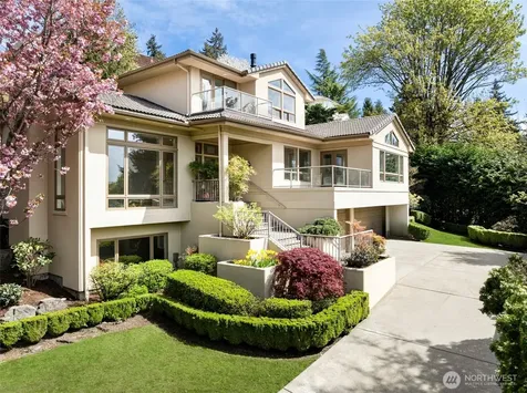 8144 W Mercer Way Mercer Island WA 98040