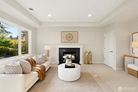 8144 W Mercer Way Mercer Island WA 98040