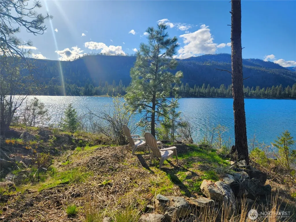 60 E Wannacut Lane Oroville WA 98844