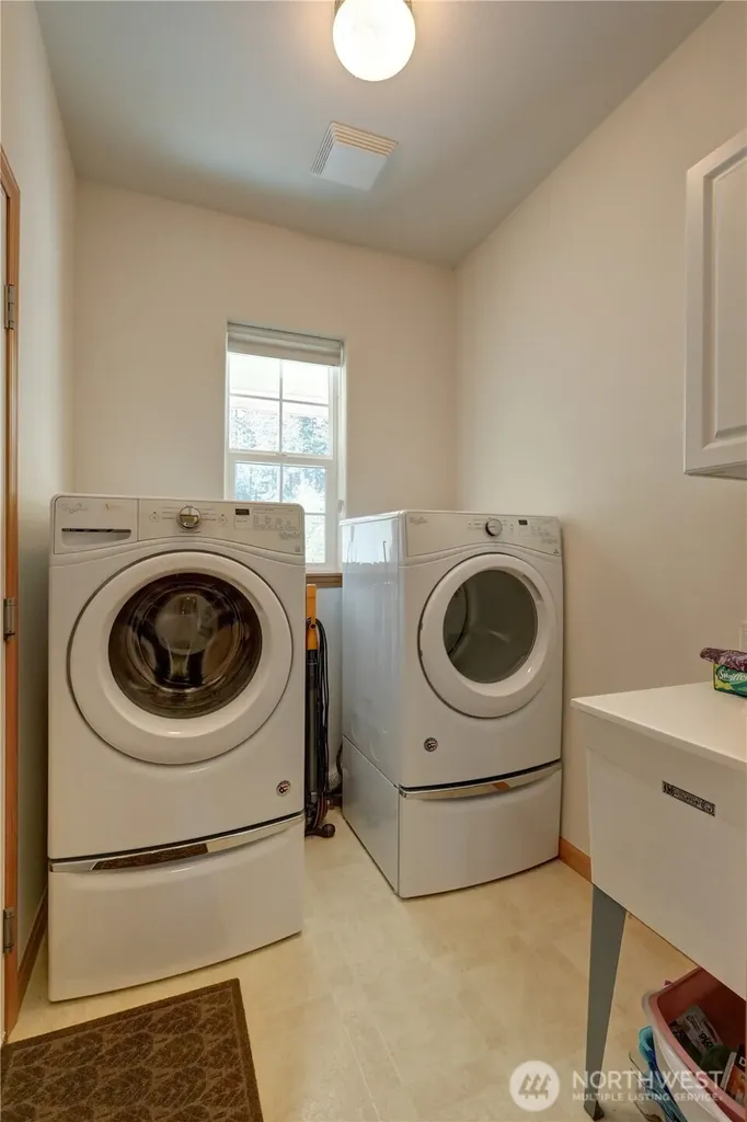 71 Madrona Lane Union WA 98592