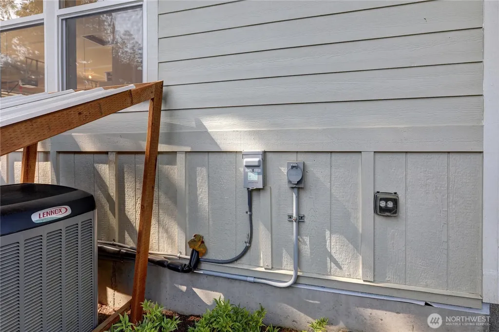 71 Madrona Lane Union WA 98592