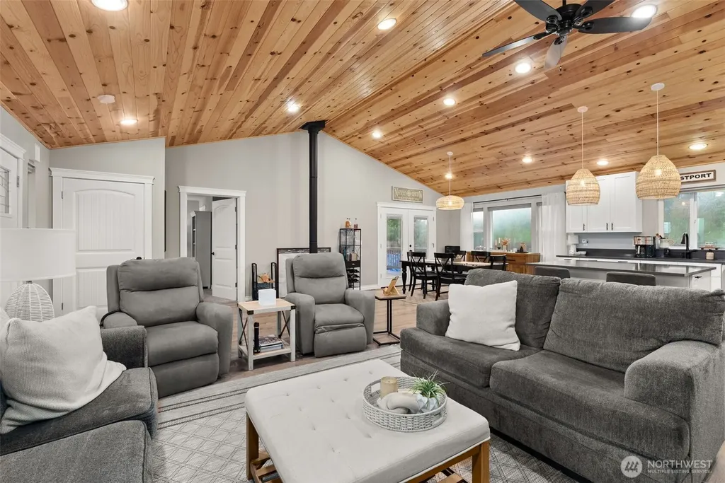 1503 Dune Crest Loop Westport WA 98595