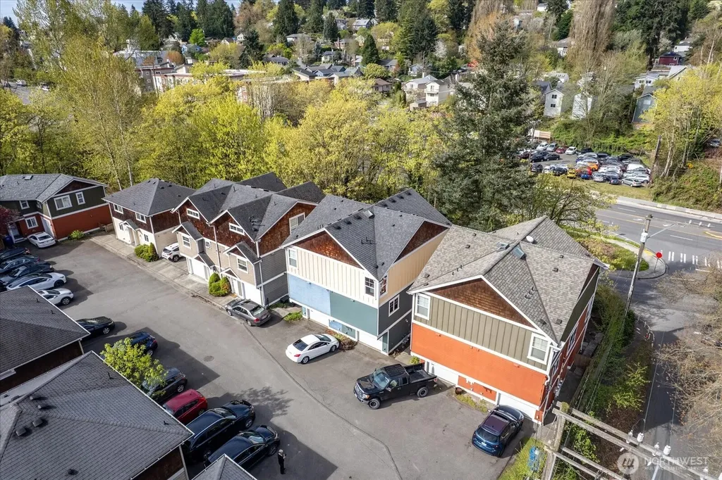 2205 NE 92nd Street Seattle WA 98115