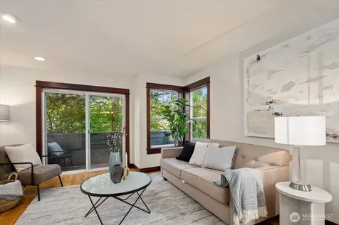 2205 NE 92nd Street Seattle WA 98115